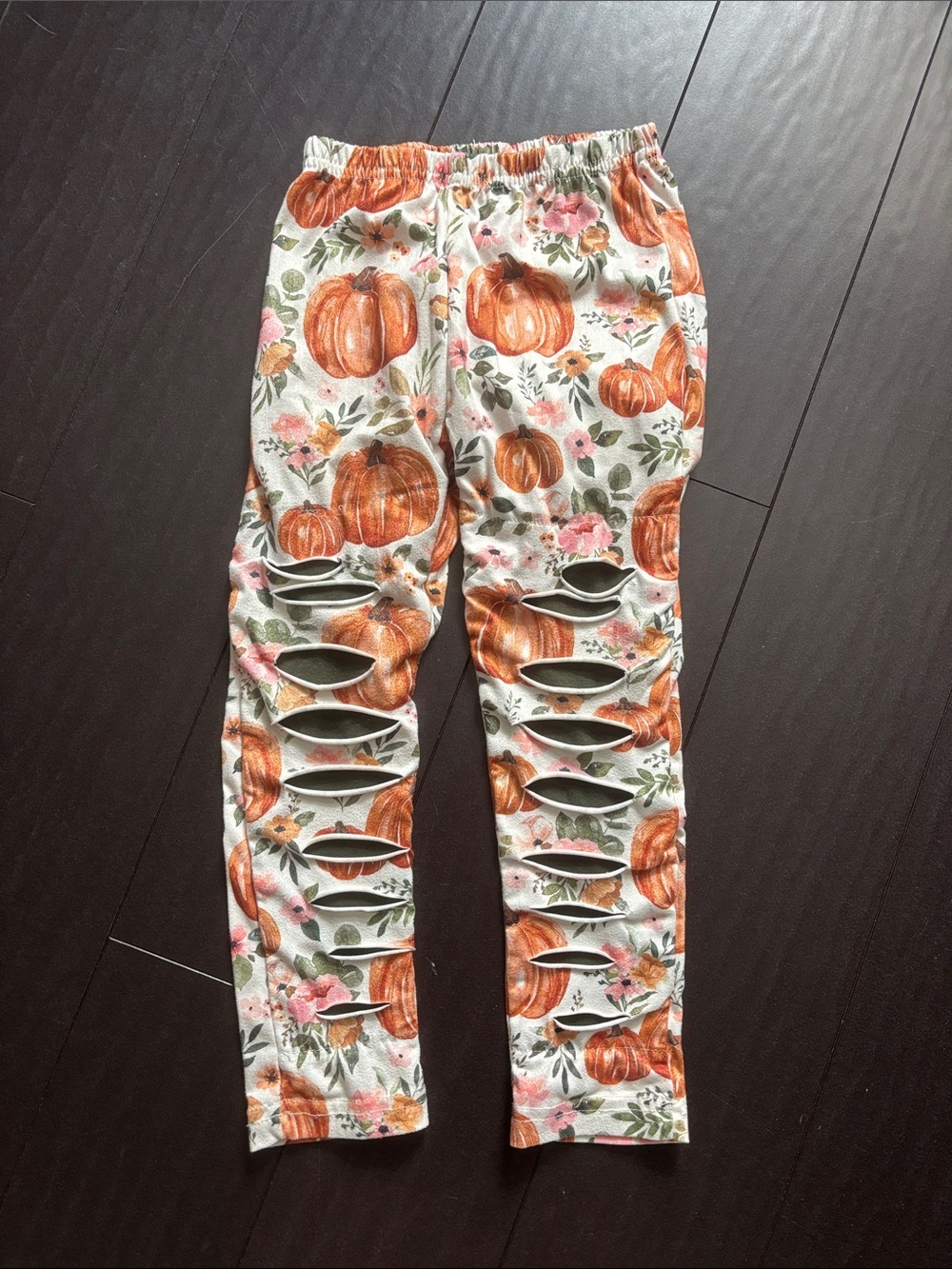 Marie Nicole Pumpkin Spice Green Ruffle Sleeve Top & Pumpkin Print Leggings Set - Picture 6 of 8